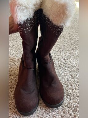 American Eagle Outfitters Brown Faux Fur Trim Studded Heeled Boots